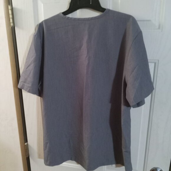 Figs Men's Technical Collection Leon 2 Pocket Scrub Top FM1500 Size XXL Graphite - Picture 3 of 7